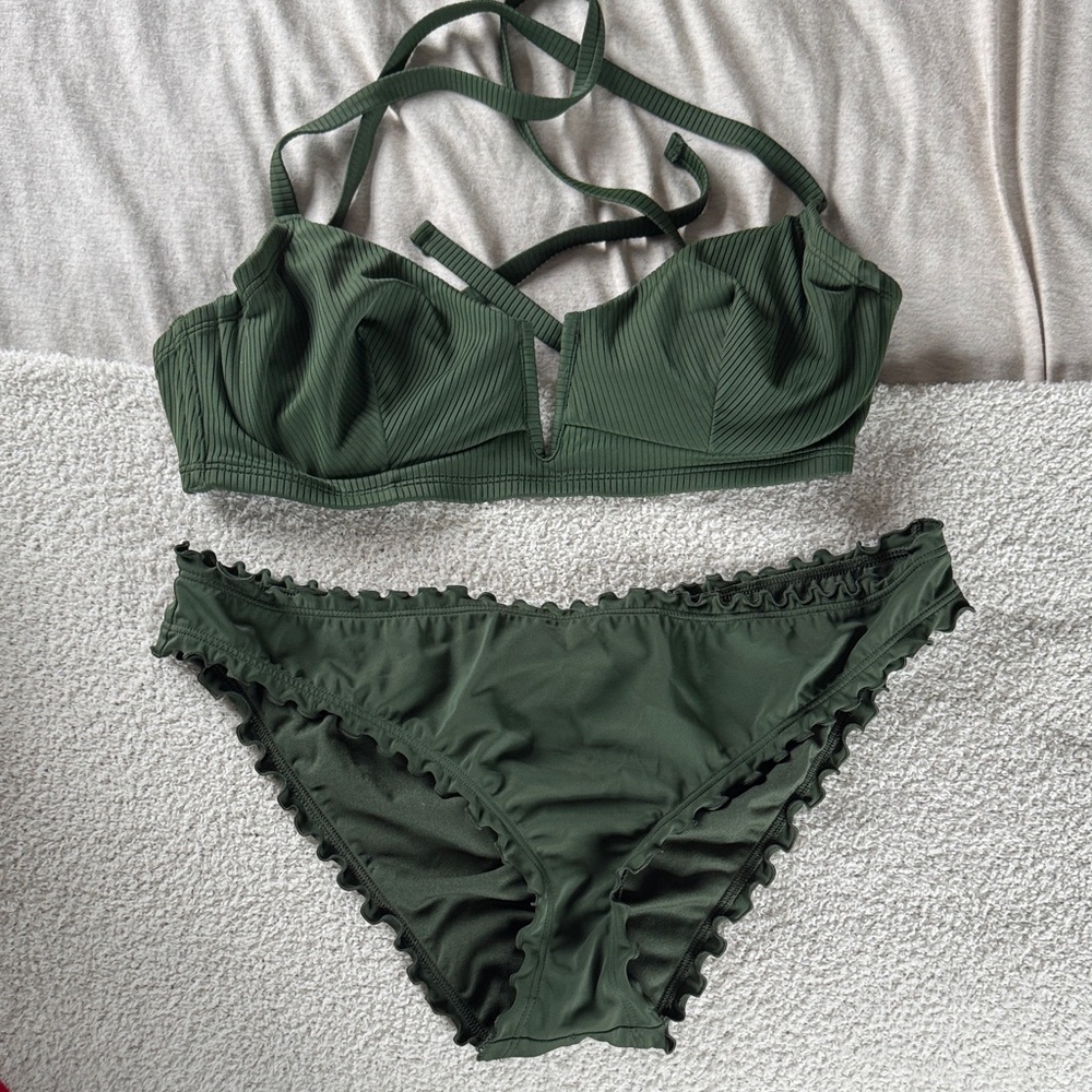 Shade & Shore Dark Green Bikini Set